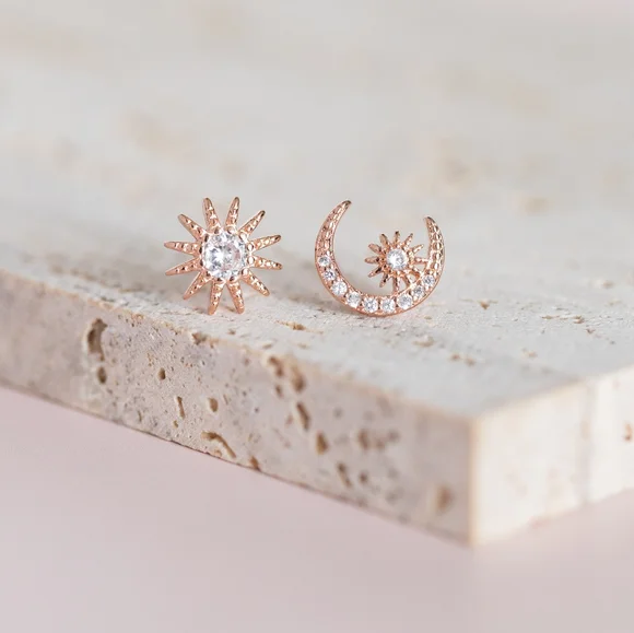 Moon & Star Earrings - Picture 3 of 9